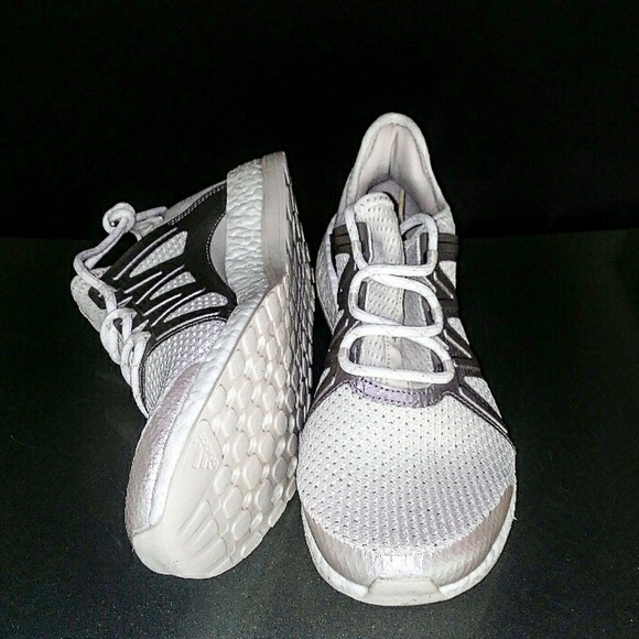 Women Pure Boost Xpose (Size 9) - Picture 8 of 8